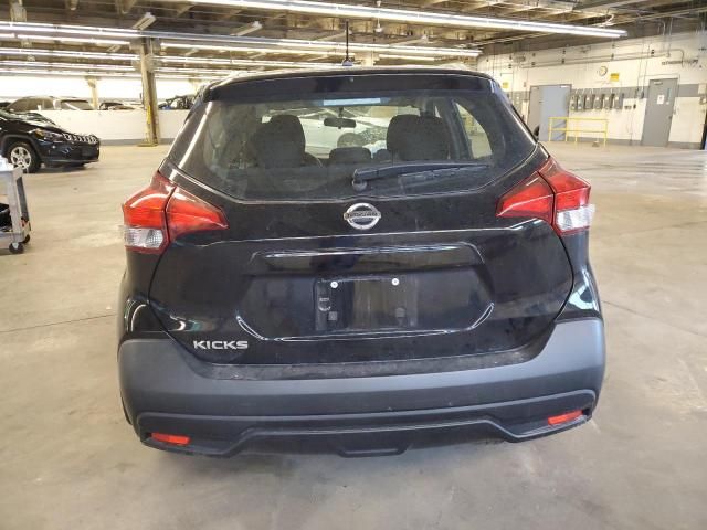 2019 Nissan Kicks S