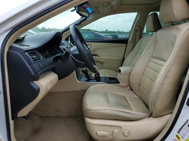 2015 Toyota Camry Hybrid