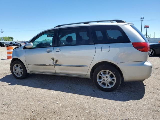 2005 Toyota Sienna XLE