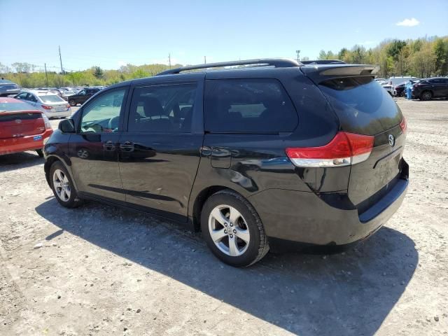 2011 Toyota Sienna LE