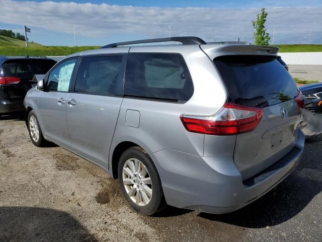 2017 Toyota Sienna XLE