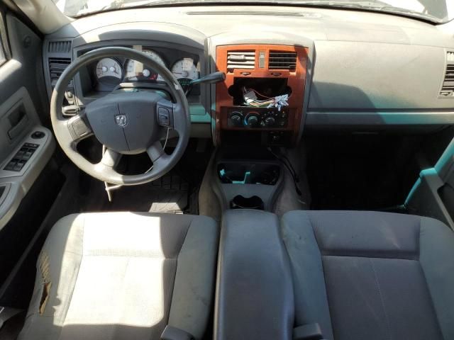 2005 Dodge Dakota Quad SLT