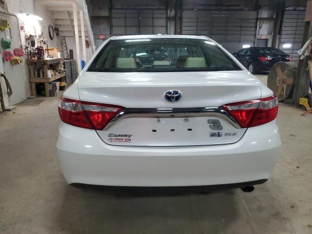 2015 Toyota Camry Hybrid