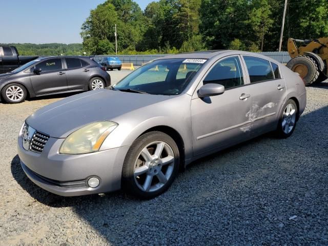 2004 Nissan Maxima SE