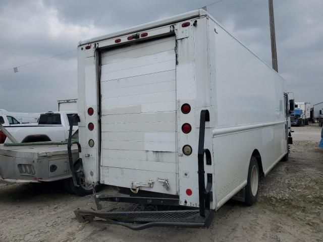 2006 Freightliner Chassis M Line WALK-IN Van