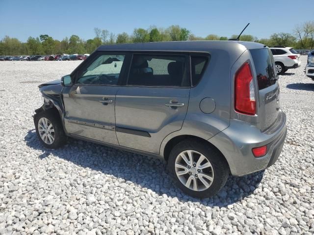 2013 KIA Soul +