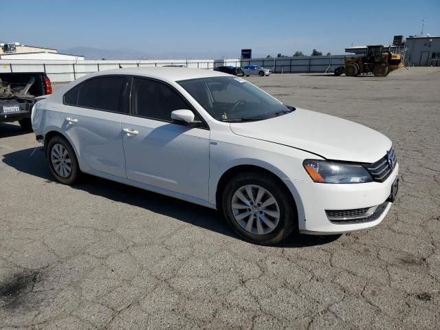 2015 Volkswagen Passat S