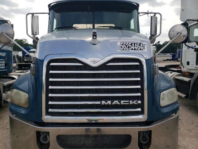 2018 Mack 600 CXU600