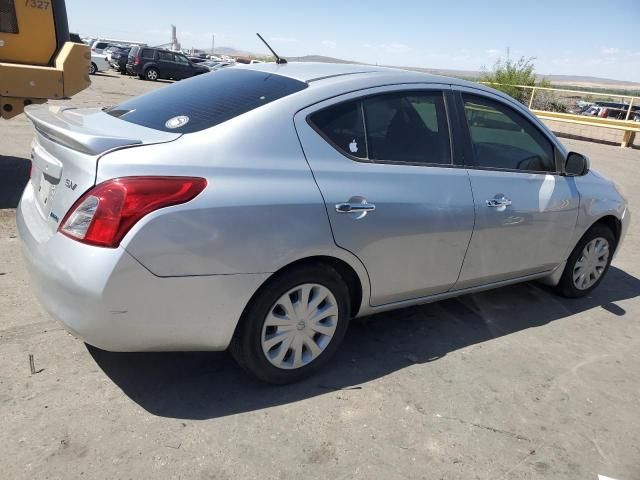 2013 Nissan Versa S