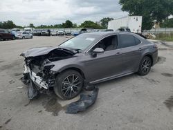 Carros salvage a la venta en subasta: 2024 Toyota Camry SE Night Shade