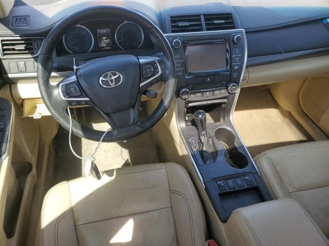 2015 Toyota Camry Hybrid