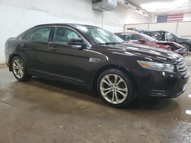 2013 Ford Taurus SEL