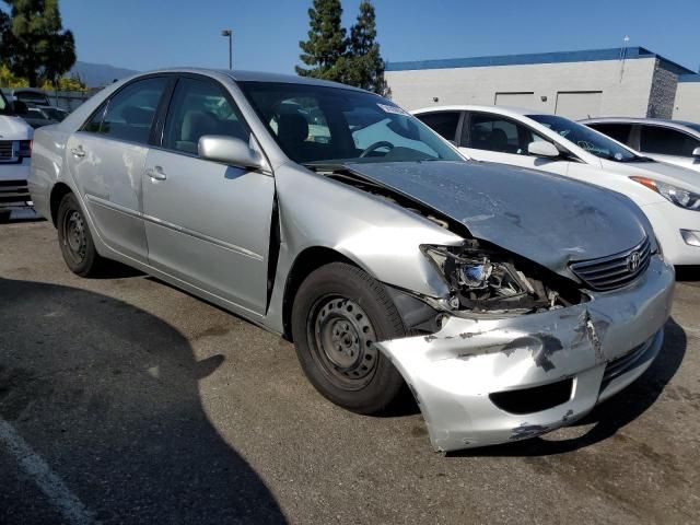 2005 Toyota Camry LE