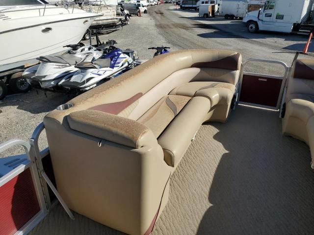 2012 Other 12 Manitou Pontoon Oasis 24