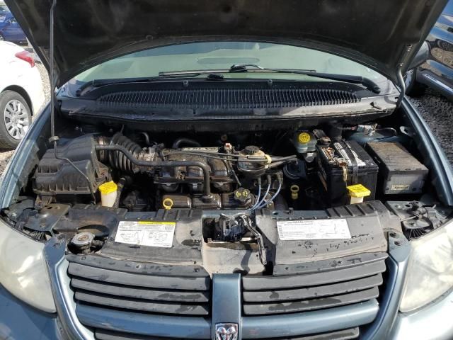 2005 Dodge Grand Caravan SXT