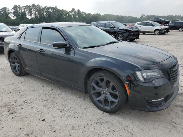 2021 Chrysler 300 Touring