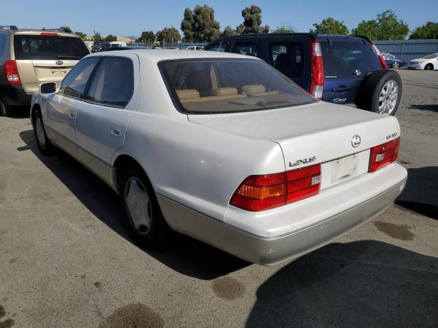 1999 Lexus LS 400