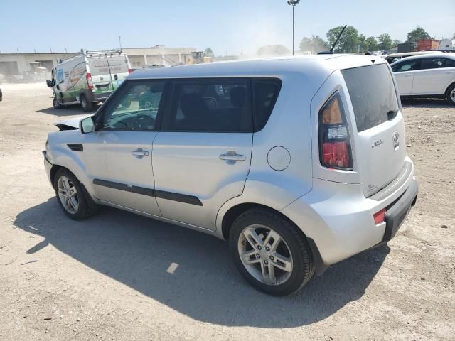 2011 KIA Soul +