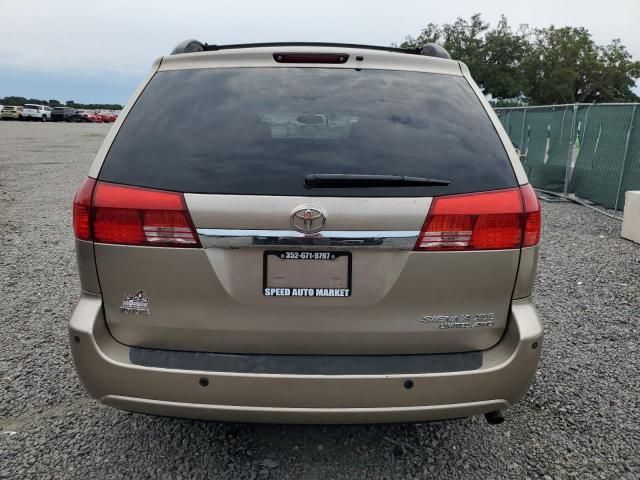 2004 Toyota Sienna XLE