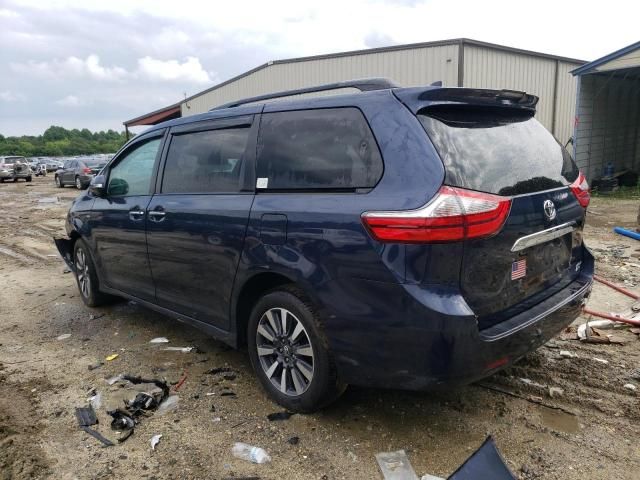 2019 Toyota Sienna XLE