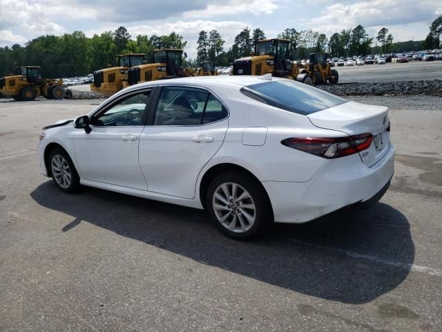 2022 Toyota Camry LE