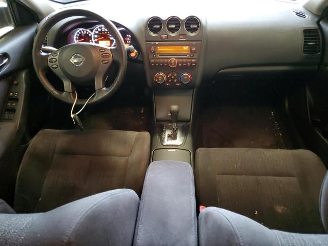 2010 Nissan Altima Base