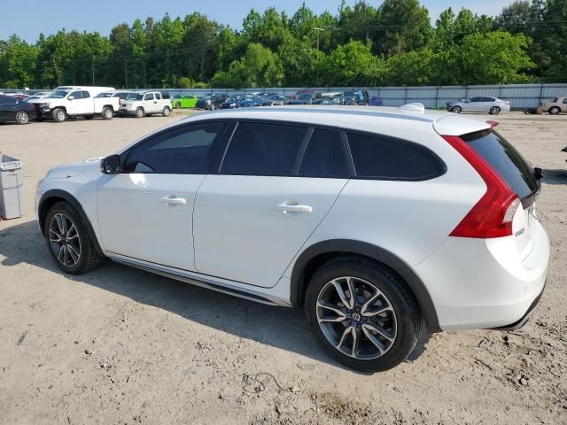 2017 Volvo V60 Cross Country Premier