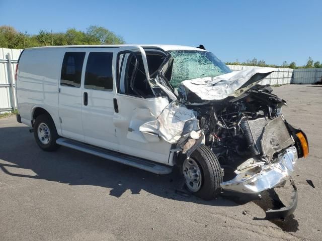 2022 Chevrolet Express G2500