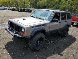 Salvage cars for sale from Copart Marlboro, NY: 2001 Jeep Cherokee Sport