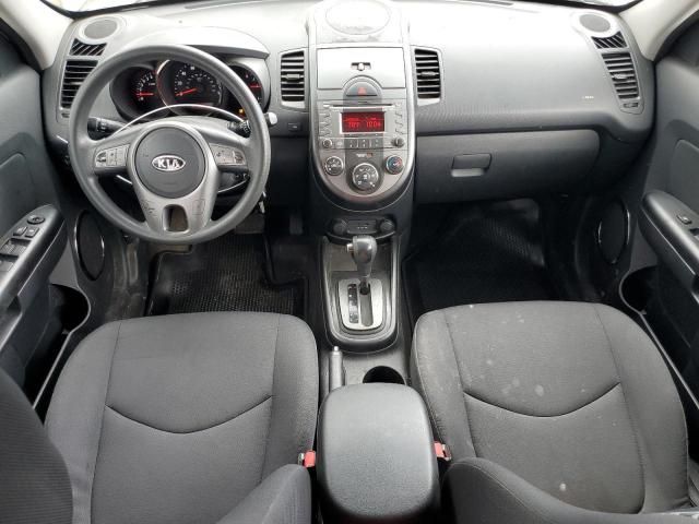 2010 KIA Soul +