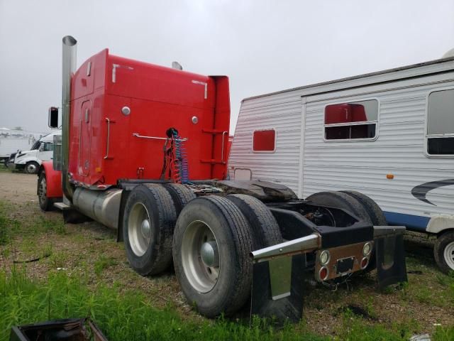 2004 Peterbilt 379