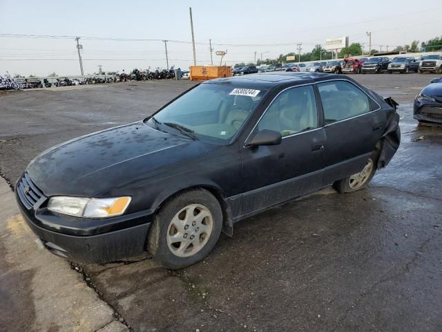 1999 Toyota Camry LE