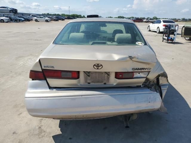 1999 Toyota Camry LE