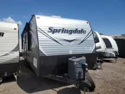 Camiones salvage sin ofertas aún a la venta en subasta: 2017 Keystone Trailer