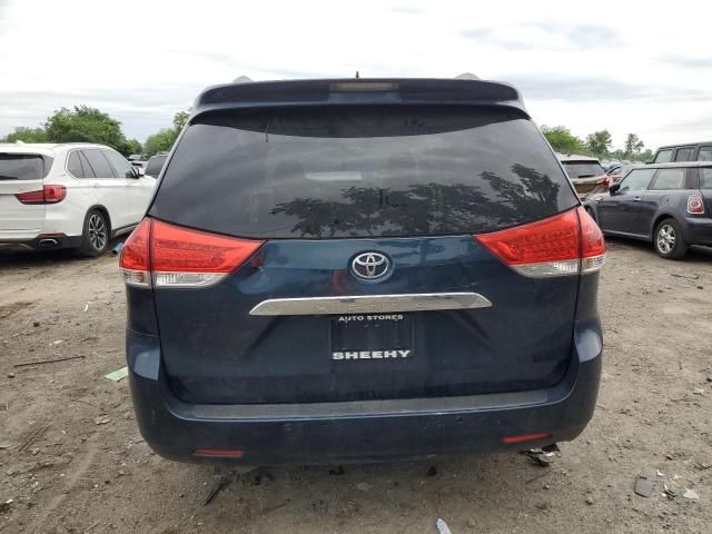 2011 Toyota Sienna XLE