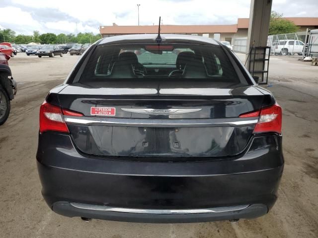 2013 Chrysler 200 Limited