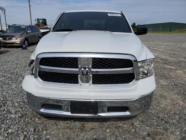 2015 Dodge RAM 1500 SLT