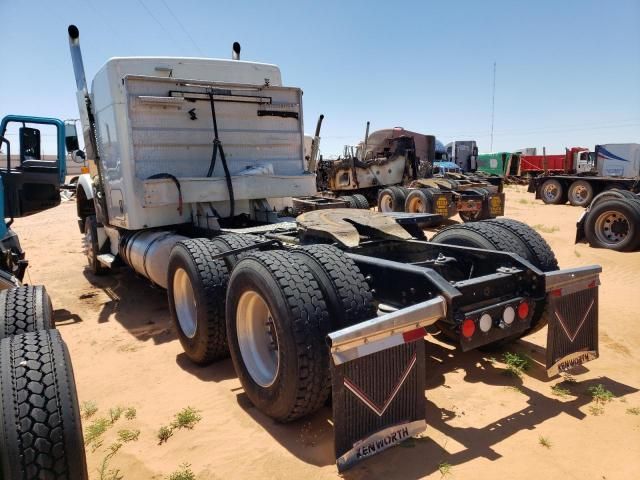 2015 Kenworth Construction T800