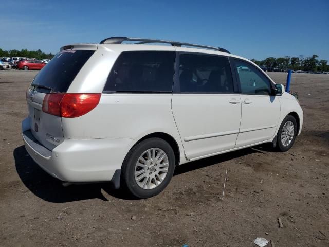 2009 Toyota Sienna XLE