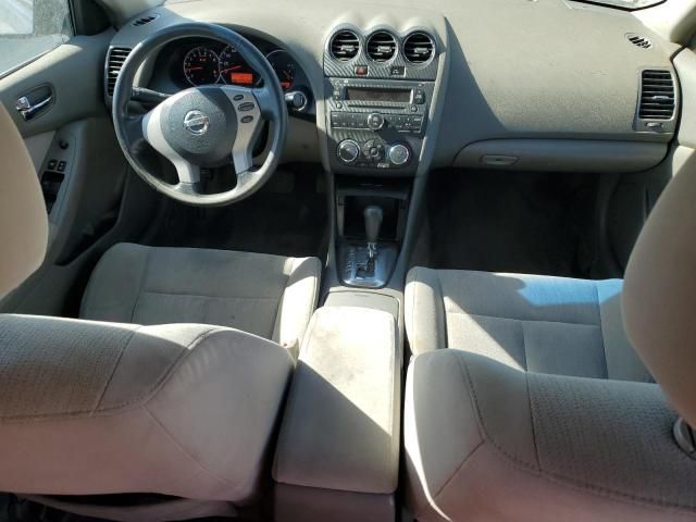 2010 Nissan Altima Base