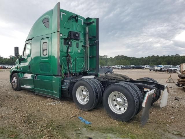 2017 Freightliner Cascadia 125