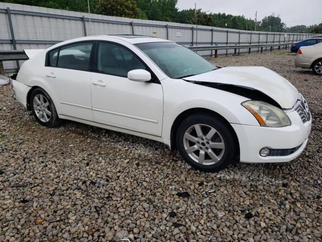 2004 Nissan Maxima SE