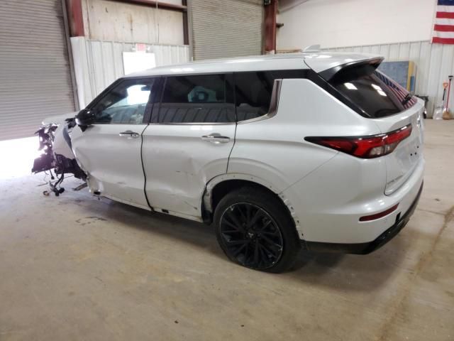 2023 Mitsubishi Outlander SE