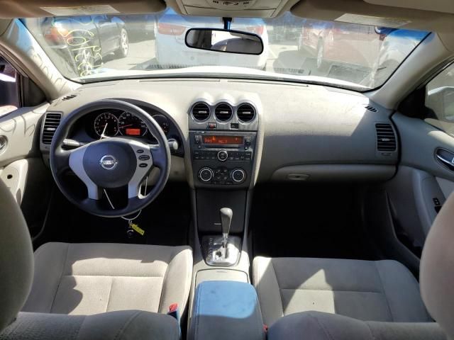 2010 Nissan Altima Base