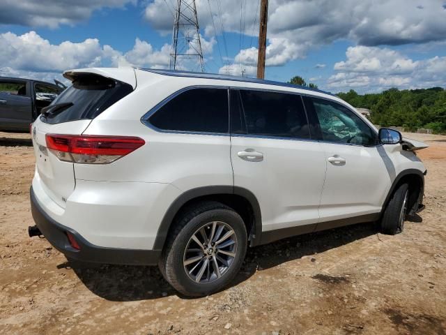 2019 Toyota Highlander SE