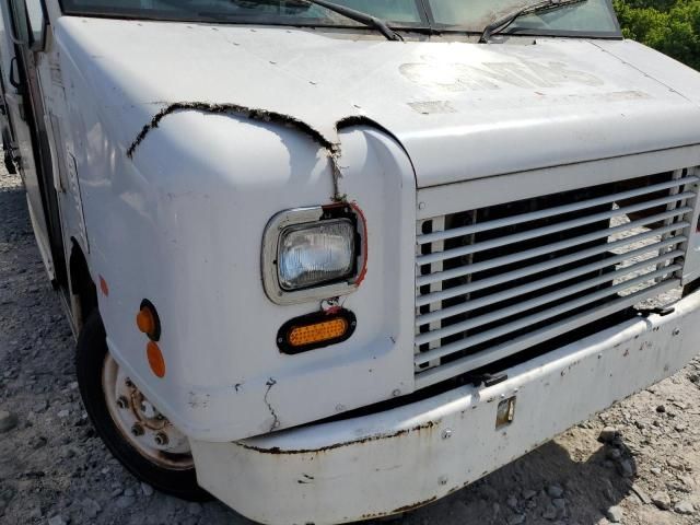 2006 Freightliner Chassis M Line WALK-IN Van