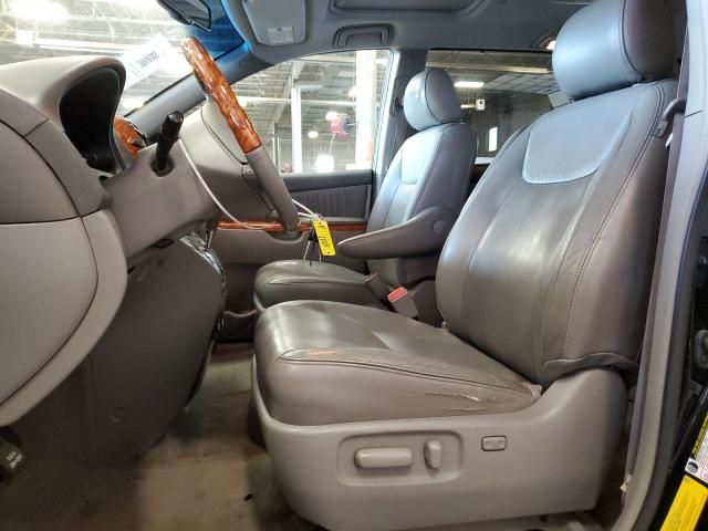 2008 Toyota Sienna XLE