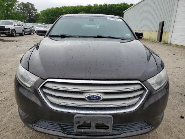 2014 Ford Taurus SEL