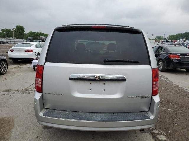 2010 Chrysler Town & Country Touring