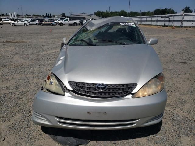 2004 Toyota Camry LE